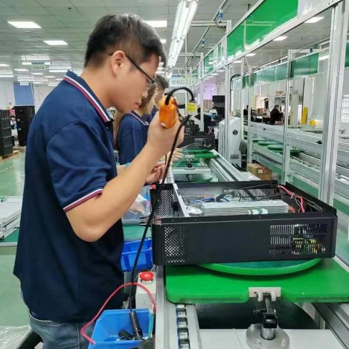 Invertisseur solaire hybride portable hors réseau 11