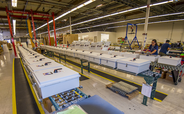 Sistema híbrido completo de almacenamiento de energía residencial fuera de la red 5kw 10kw 3